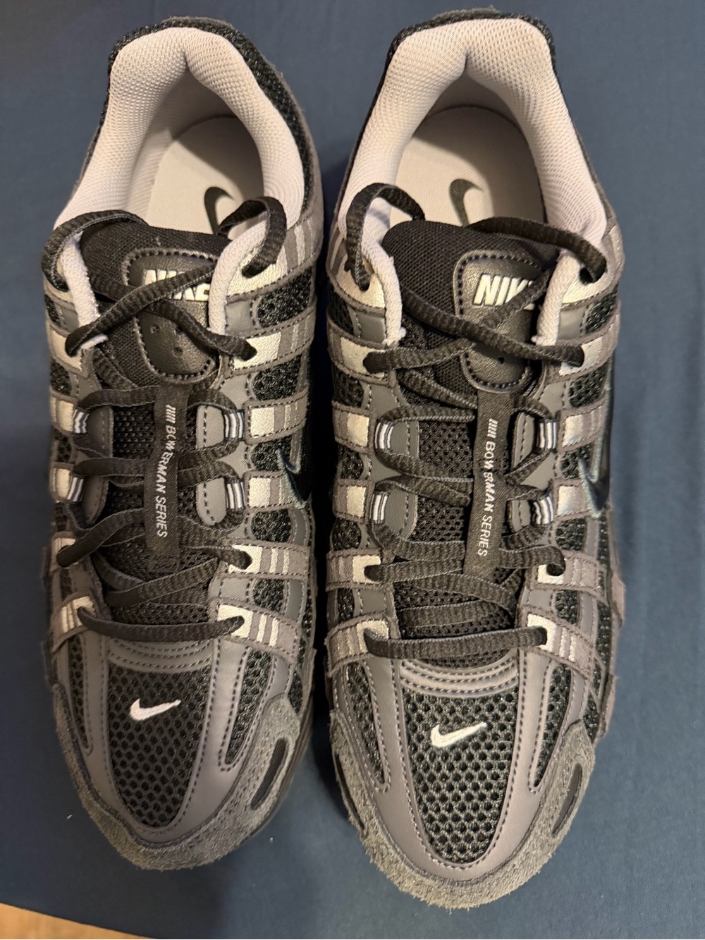 Nike Men’s Black/Grey Running Sneakers p6000 size 12